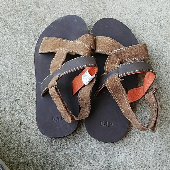 gap boys sandals